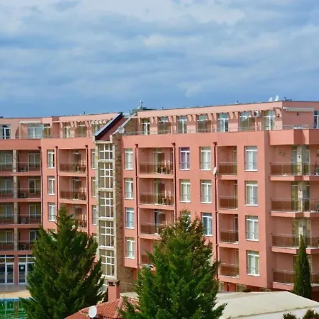 Apartmán двустаен апартамент в - Rainboow *